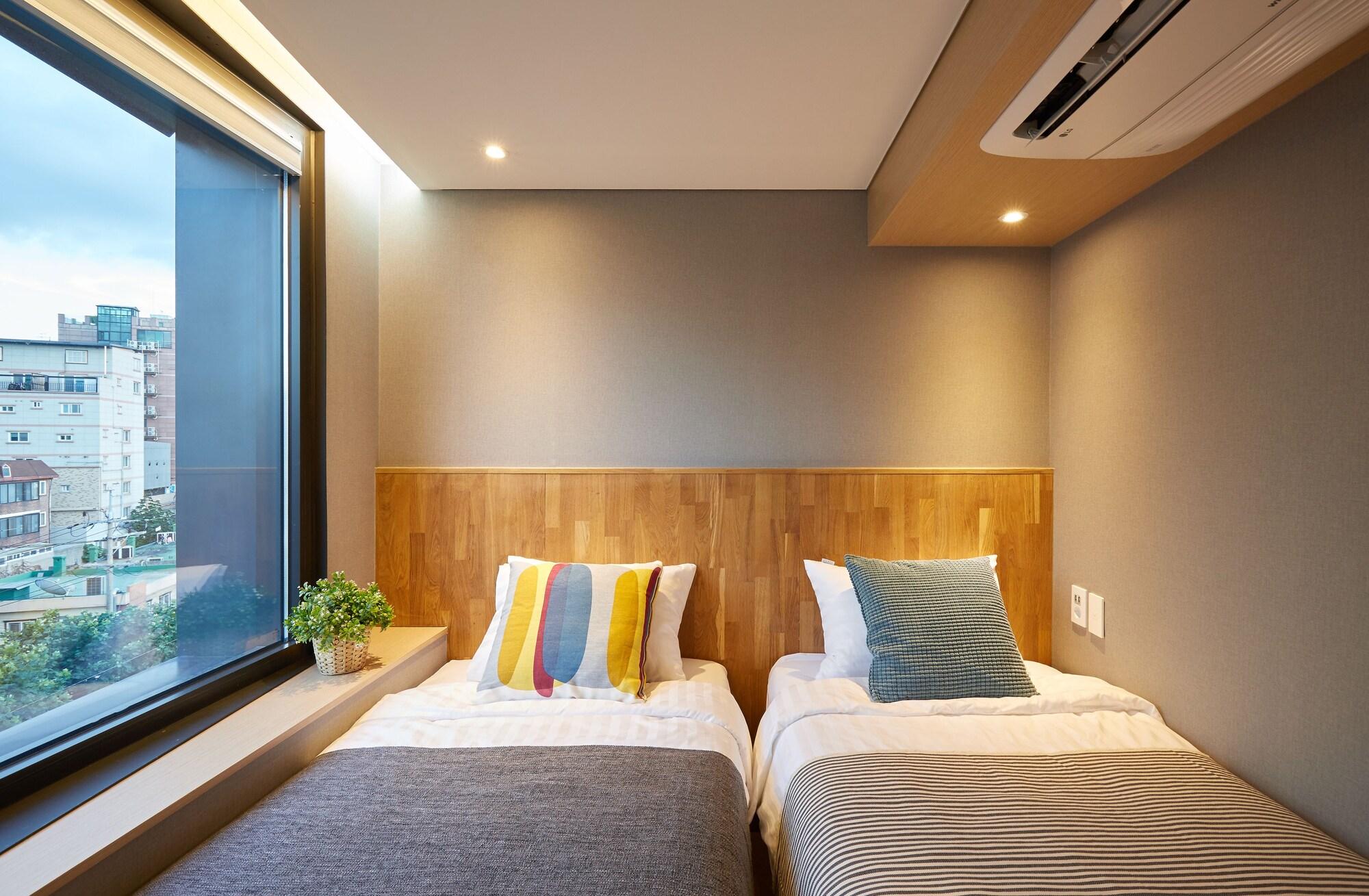Hostel Cleo Seoul Hongdae Esterno foto