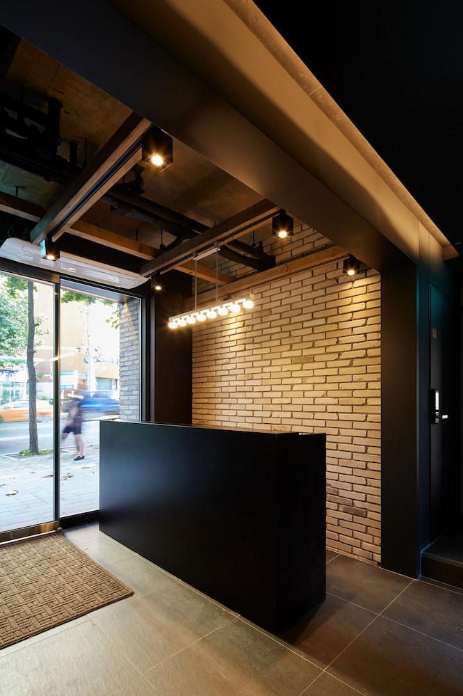 Hostel Cleo Seoul Hongdae Esterno foto